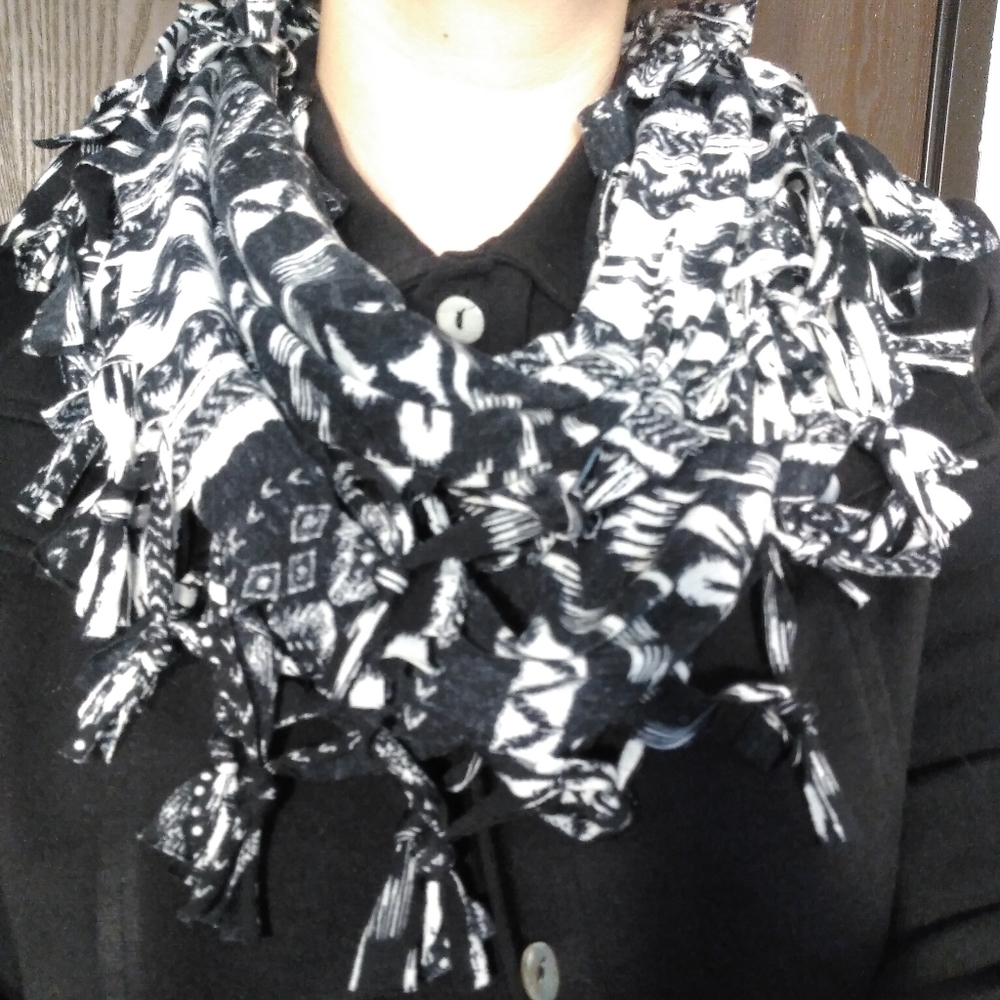 Girl's Justice Infinity Scarf